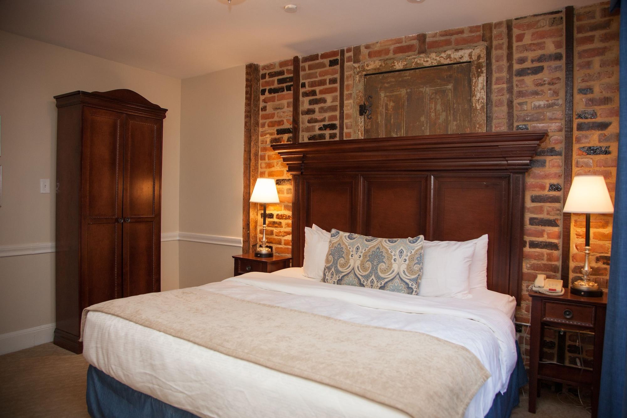 Hotel St. Pierre French Quarter New Orleans Bagian luar foto