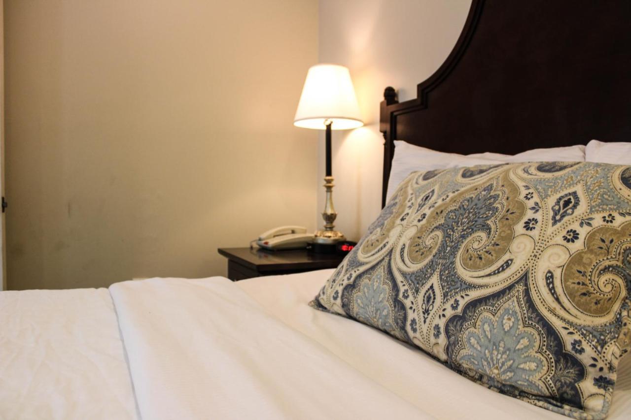 Hotel St. Pierre French Quarter New Orleans Bagian luar foto