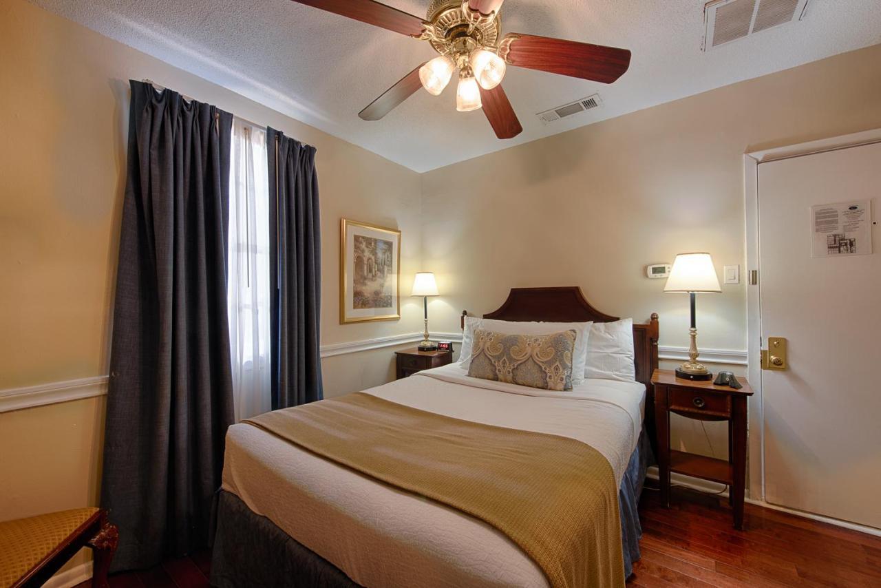 Hotel St. Pierre French Quarter New Orleans Bagian luar foto