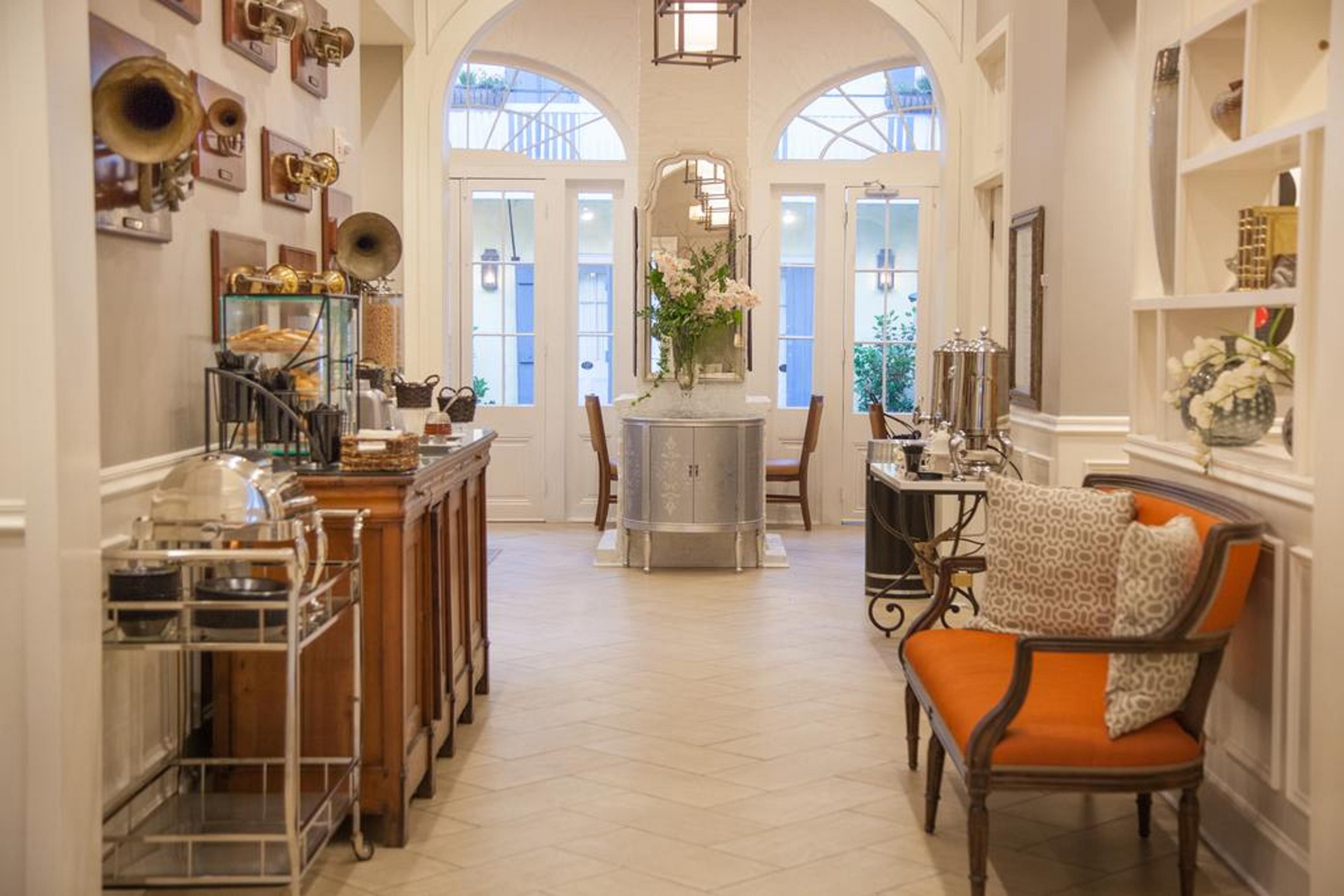 Hotel St. Pierre French Quarter New Orleans Bagian luar foto
