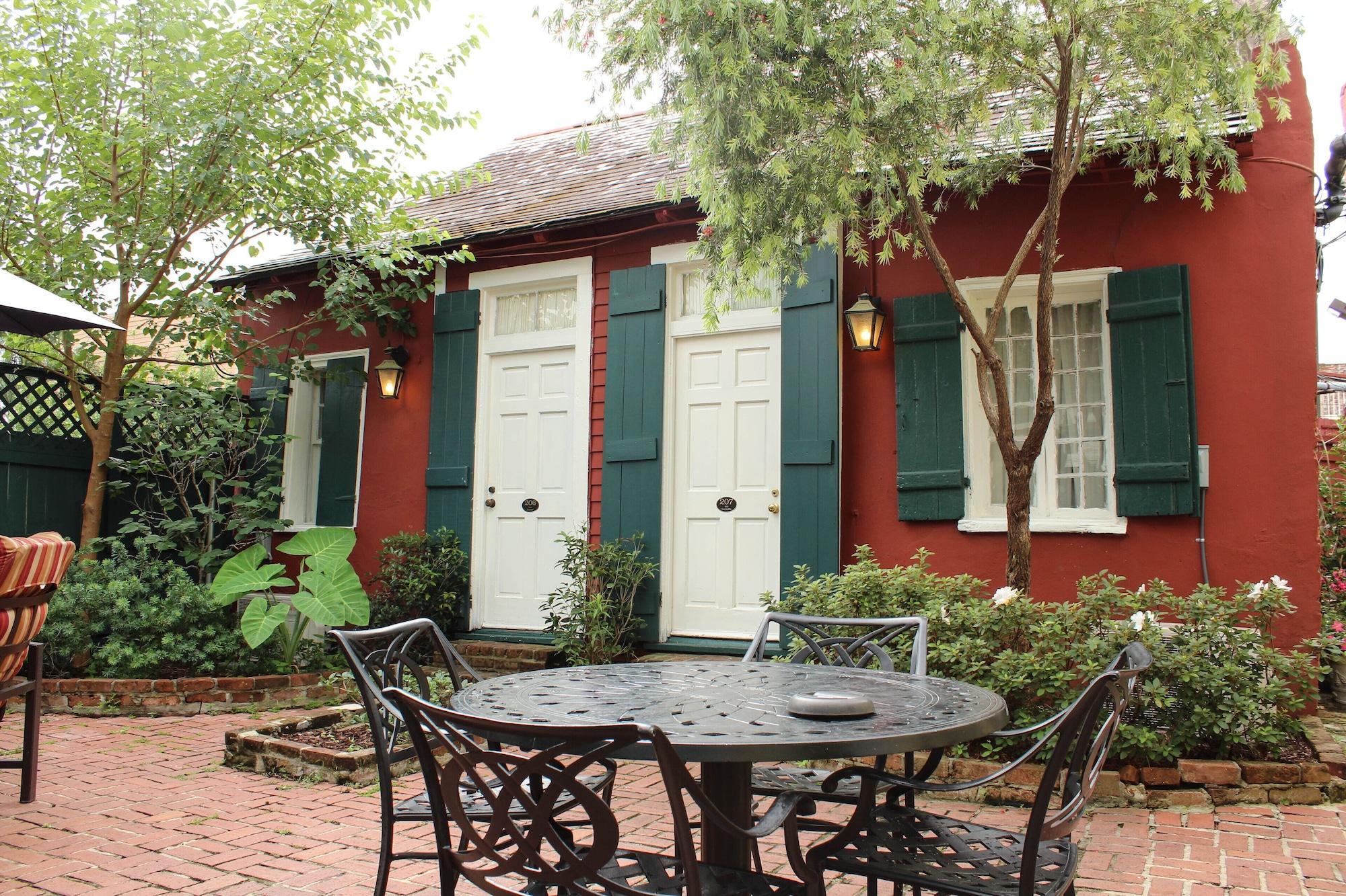 Hotel St. Pierre French Quarter New Orleans Bagian luar foto